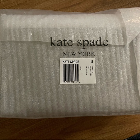 **NWT - Kate Spade purse and card holder